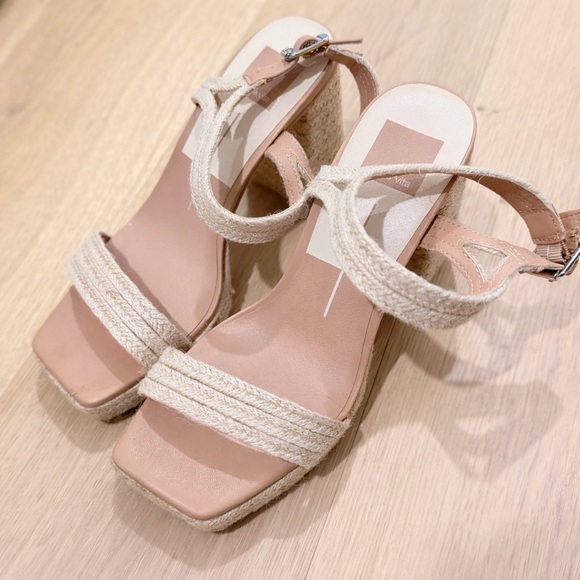 Dolce Vita Shoes - Dolce Vita Elegant Beige Wedge Sandals 7,5